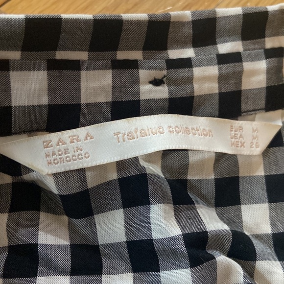 WOMEN’S Zara short sleeve button down. Black/white. Size M - Picture 3 of 4